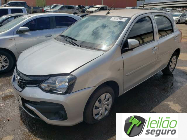 LOTE 040 TOYOTA/ETIOS X AT 1.3 16V DUAL VVT-I
