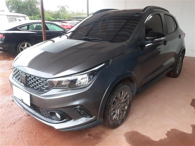 LOTE 018 FIAT ARGO TREKKING 1.3