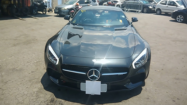 LOTE 027 Mercedes Benz AMG GT