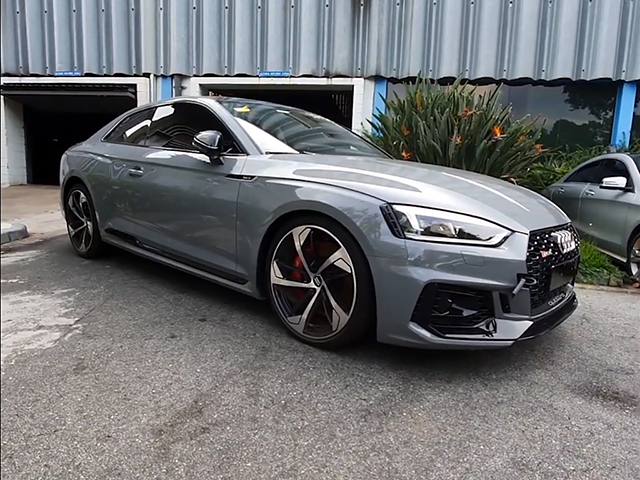 LOTE 031 Audi RS5 Avant 2.9 TFSI Tiptronic quattro