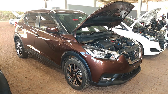 LOTE 044 Nissan Kicks S CVT