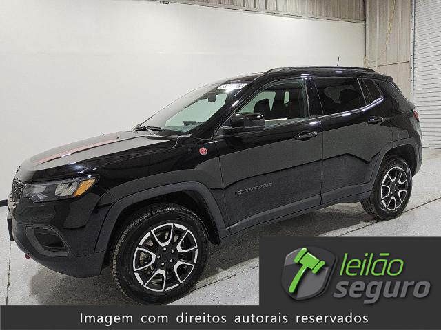 LOTE 004 JEEP COMPASS TRAILHAWK 2024