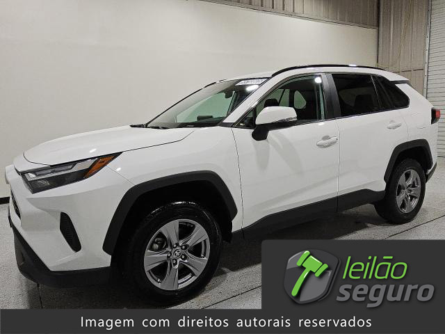 LOTE 023 TOYOTA RAV4 XLE 2024