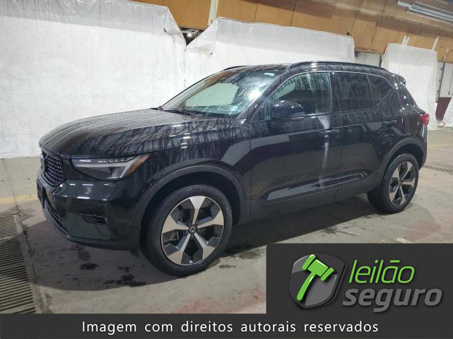LOTE 043 VOLVO XC40 ULTIMATE 2023